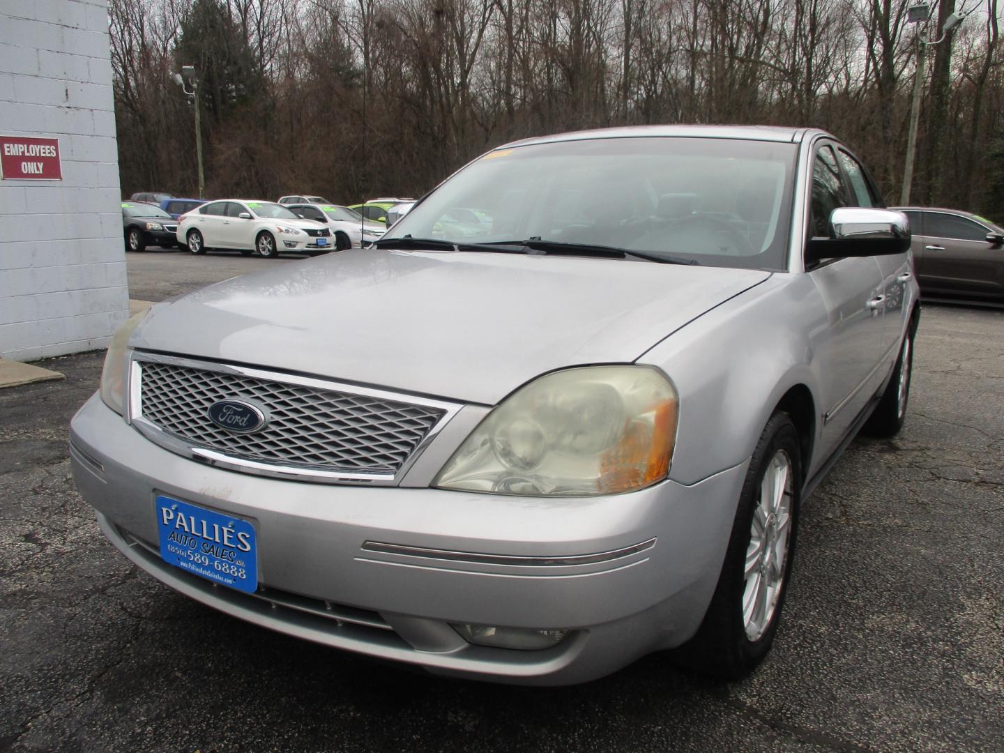 2005 SILVER Ford Five Hundred Limited AWD (1FAHP28195G) with an 3.0L V6 DOHC 24V engine, Automatic CVT Overdrive transmission, located at 540a Delsea Drive, Sewell, NJ, 08080, (856) 589-6888, 39.752560, -75.111206 - Photo#0